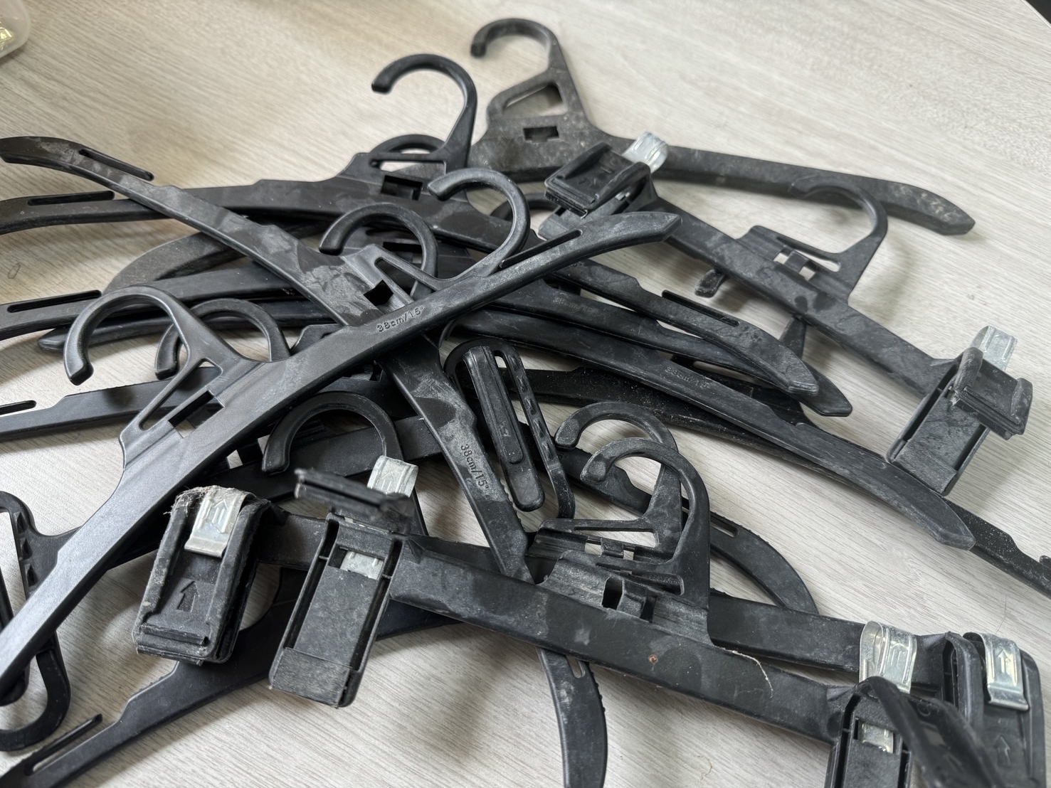 豐溢綠能材料x台灣迪卡儂 實現廢棄衣架的封閉循環之路